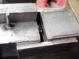 Bracket1.JPG (195031 bytes)
