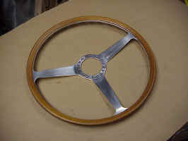 SteeringWheel.jpg (93767 bytes)